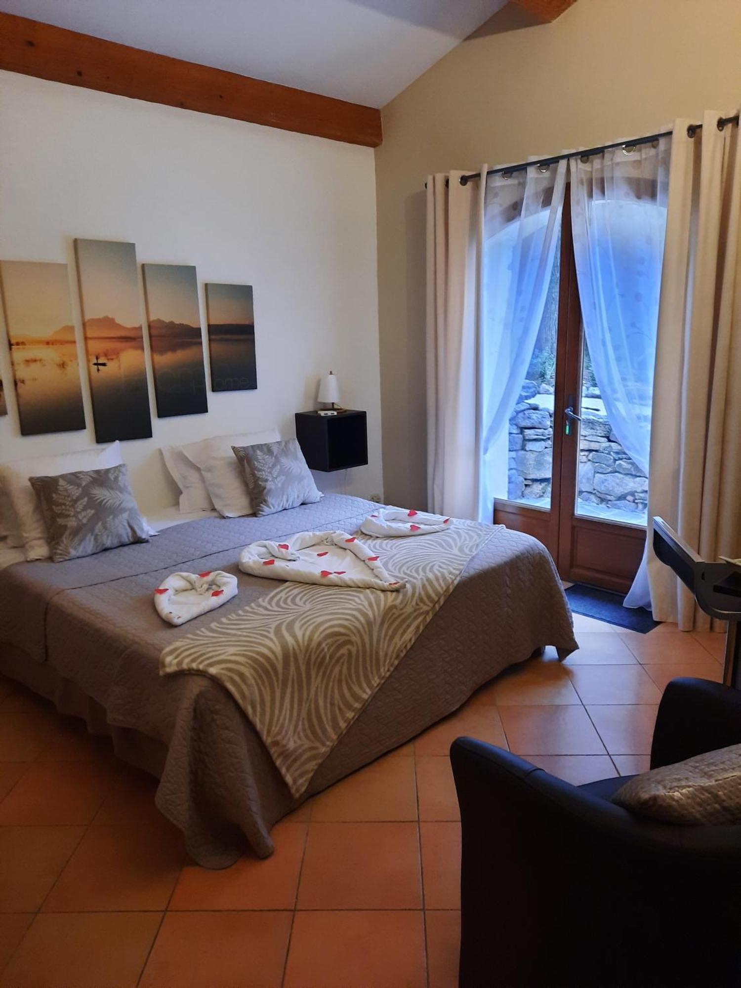 Villa Asunda B&B Spa & Sauna, Chambres D'Hotes سانت ماكسيمين-لا-سانت-بوم المظهر الخارجي الصورة
